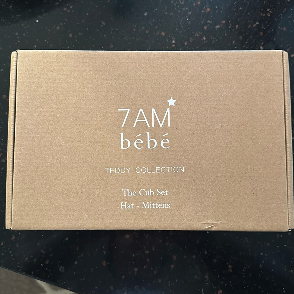 NWT 7AM Enfant Teddy Cub Set 0-6mos